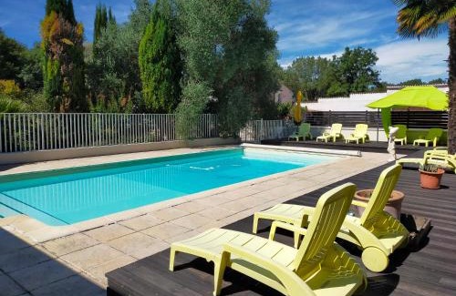 Courcoury House | Villa 168m2 sur Parc Arboré pour groupe Famille et Amis jusqu'à 10 personnes