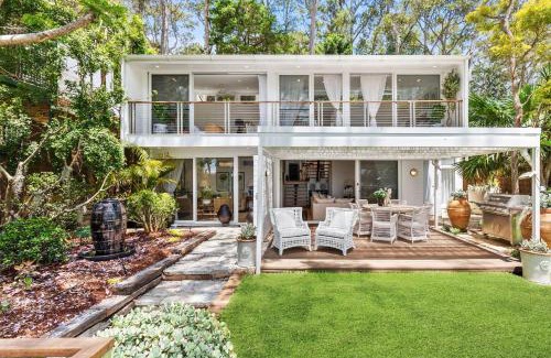 Clareville House | Villa 169 by TCC