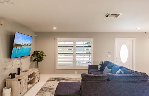 Lely Golf Estates Villa | Villa 2 bed 2 bath 10 min from 5th ave and beach with private pool