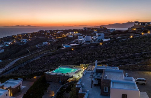 Tourlos Villa | Villa 200 sqm, with a private pool, terrace and an amazing view