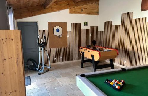 Saint-Come-et-Maruejols Villa | Villa 200m2, 3 suites, patio avec salle jeux, 1 piscine CHAUFFE DE DEBUT AVRIL A FIN OCTOBRE