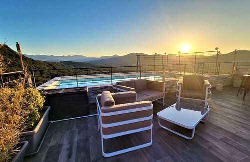 Belgodere Villa | Villa 2F 3 min from Losari beach with swimming pool, sea view