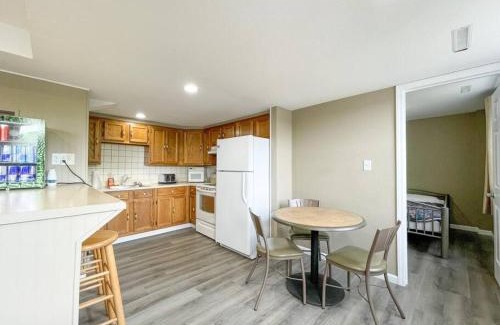 Lake Ozark House | Villa #4 Sleep 10 Down