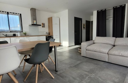 Belgodere Villa | Villa 6 Personnes Avec Jacuzzi Pour des Vacances de Rêves à 3 min de la Plage