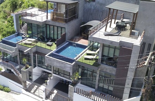 Patong Villa | Villa 7 Chambres, vue Mer, sur les Hauteurs de Patong