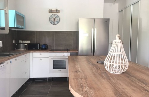 Orient Bay Villa | Villa 8 Personnes à 2 pas de la Plage D'orient Bay en Pleine Végétation