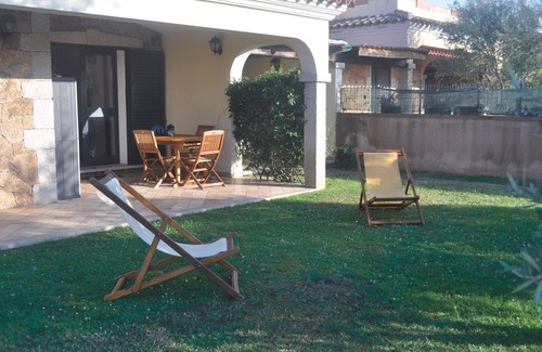 Budoni House | Villa A, 100 meters from Budoni Beach, free WI-FI,A/C