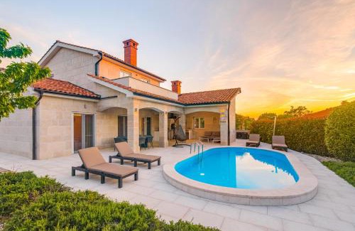 Sveti Ivan Dobrinjski Villa | Villa Adeline