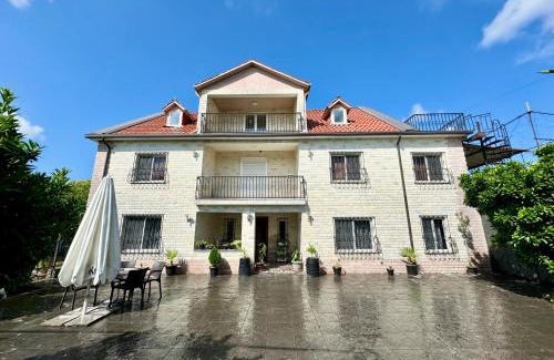 Shkoder House | Villa Agos