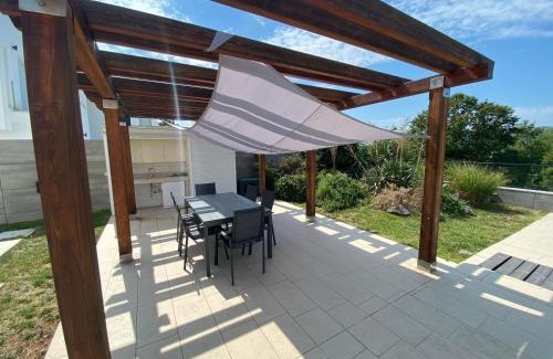 Grizane Villa | Villa Alana GANZE VILLA - POOL - SAUNA - JACUZZI 200m2