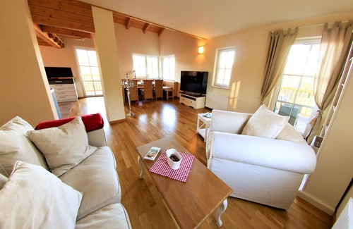 Maria Woerth Apartment | Villa Albatros holiday flat in Oberdellach