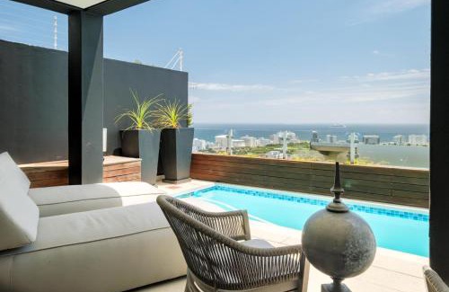 Green Point Villa | Villa Alexa