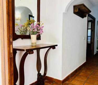 Las Jaras House | Villa ALJARAL, Espectacular,piscina,chimenea, climatización, wifi