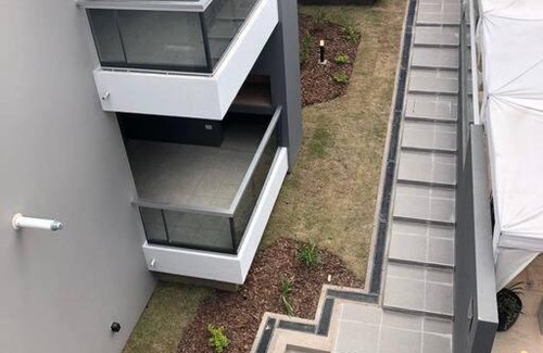 Villa Allende Apartment | Villa Allende departamento con seguridad y cochera 4 personas muy cerca Golf Villa Allende y Terron Mendiolaza consulte antes de reservar