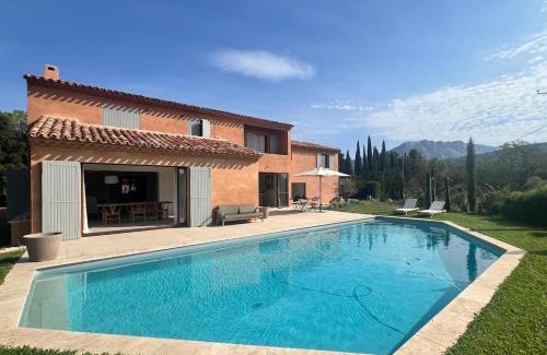 Le Tholonet Villa | Villa Alta Rocca