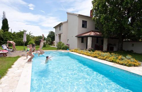 Pavicini Villa | Villa Altra