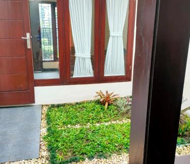 Sidomulyo House | Villa Amadeo