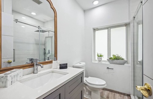 Southwest Coconut Grove House | Villa Amalfi - Stylish 3/2 in heart of Coco Grove