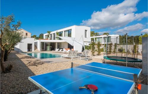 Pakostane House | Villa Amber