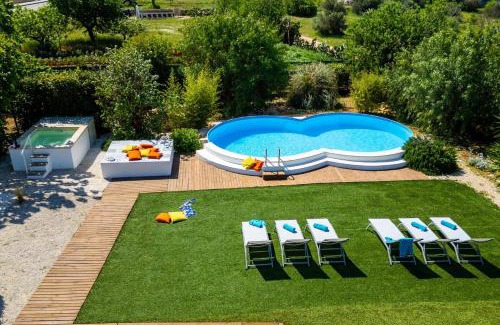 San Vito dei Normanni Villa | Villa Ambra by Villa Plus