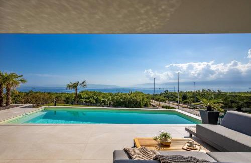 Kostrena Apartment | Villa Ameli Apartment with swimming pool