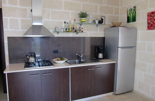 Manduria House | VILLA AMICORUM WEST and EAST, pool 10 x 4 m