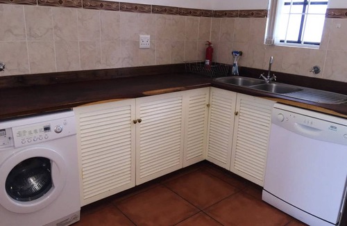 Paternoster House | Villa Amore