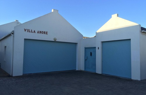 Paternoster House | Villa Amore