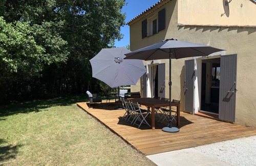 Peyrolles-en-Provence Villa | Villa and chalet with pool near Aix and Luberon