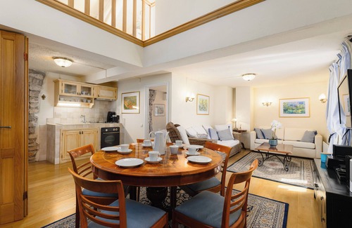 Musalez Villa | Villa Annette with pool and sauna, surrounded by greenery, near Porec.