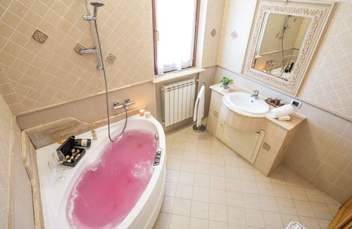 Ciampino House | Villa Antonella Wellness & Jacuzzi