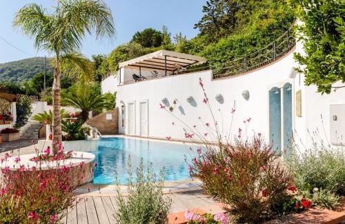 Casamicciola Terme Villa | Villa Araucaria