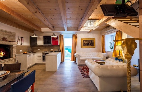 Vizinada Villa | Villa Art House with Pool