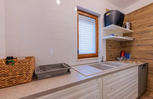 Vrznaveri Villa | Villa Artist near Porec