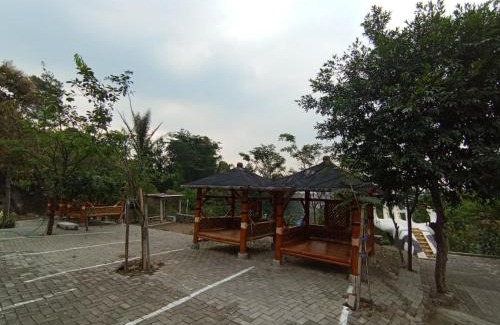 Pacet Hotel | Villa Asia Jaya RedPartner