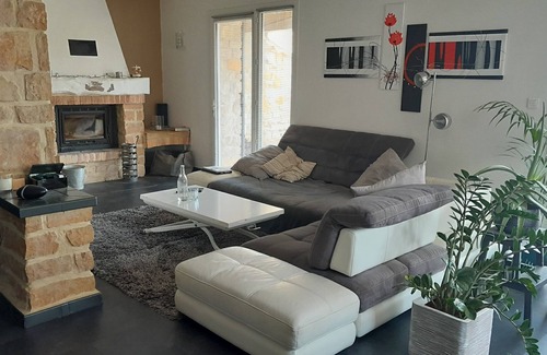 Saint-Alexandre Villa | Villa aux Portes de Provence, Piscine et vue Dégagée, Confort et Tranquillité !