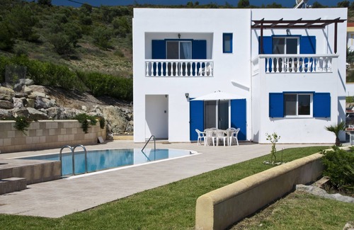 Kalathos Villa | 🌅 Villa Avouri Kalathos – Peace, Views & Private Pool near Lindos