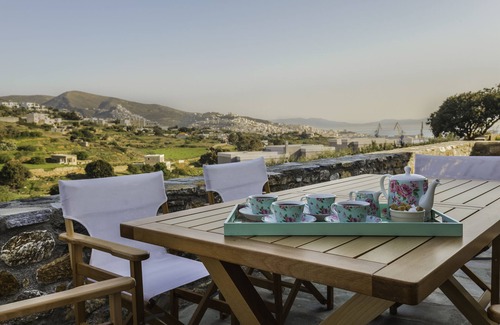 Syros Villa | VILLA AVRA AVROFILITO SYROS HOUSES