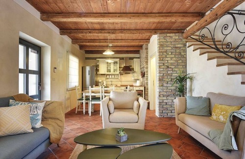 Muntic Villa | Villa Azur Comfortable holiday residence