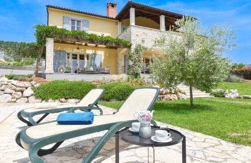 Heraki Villa | Villa Azzurra Heraki