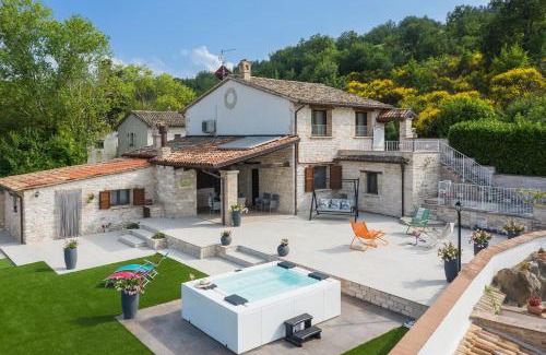 Furlo Villa | Villa Azzurra