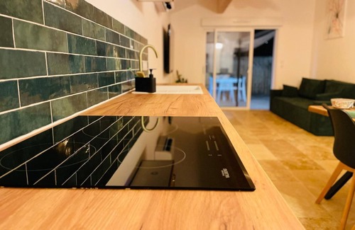 Tourbes Villa | Villa Bali Provençal