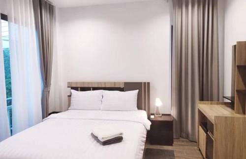 Bang Tao Villa | Villa Bangtao 2 bedroom corner pool access phuket