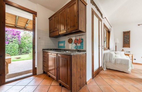 Notteri Villa | Villa 'Beach Club' with Private Terrace, Private Garden and Air Conditioning