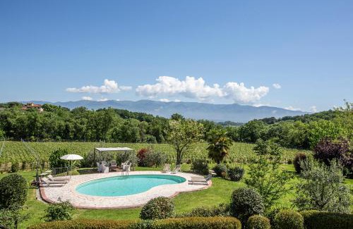 Cavriglia Villa | Villa Bella Lisa with Pool and Jacuzzi