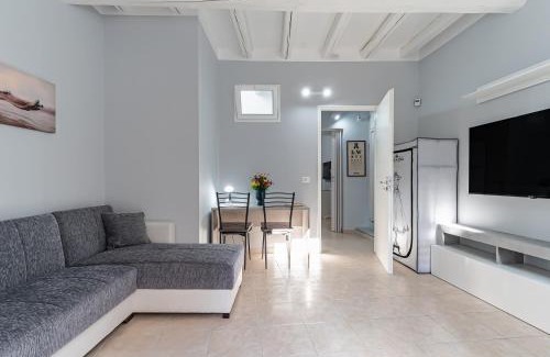 Borgo-Sanzio Apartment | Villa Bellini & Stadio Comfy Apartment