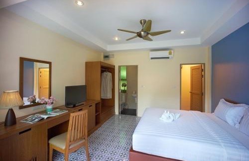 Khlong Khut Hotel | Villa Blanca Hotel & Restaurant