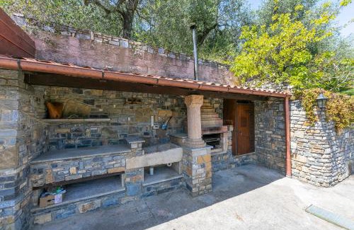 San Bartolomeo al Mare House | Villa Breezy Way - Among Greenery - Happy Rentals