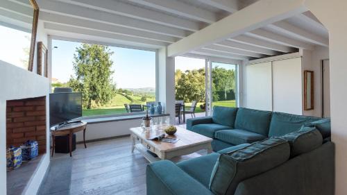 Campagnano di Roma Villa | VILLA BUBI 8&1, Emma Villas