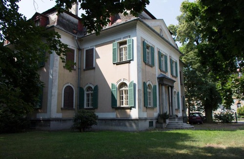 Krnov House | Villa Cafe
